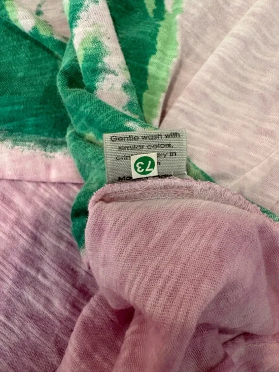 Magnolia Pearl NWT Mother Mary Viggo T Top 2294 in Guava Party, OSFM - Picture 11 of 11